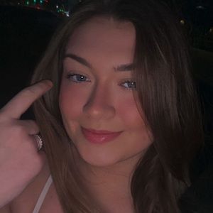 Meet your Posher, Abigail